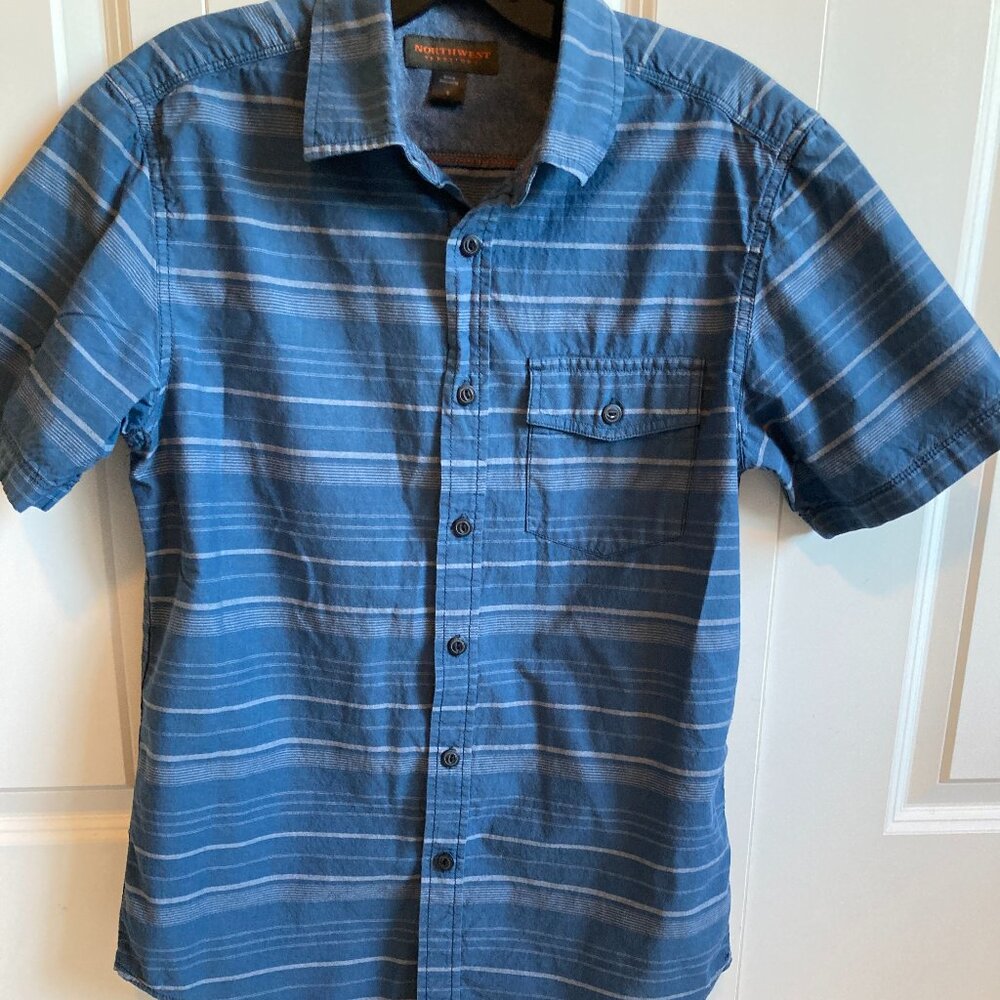Northwest Territory Button Shirt Men Small Blue Plaid Short Sleeve Pocket Cotton